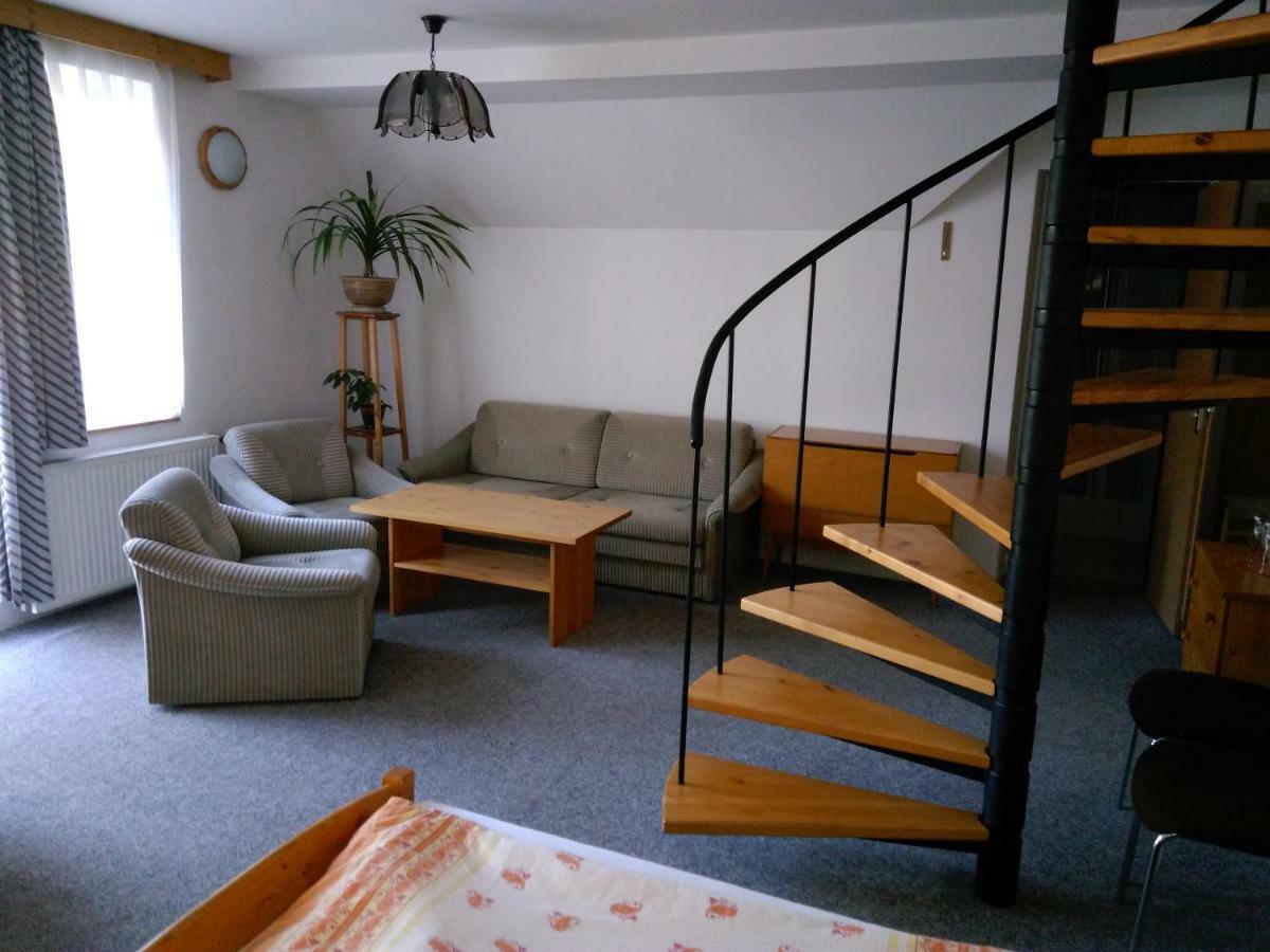 Penzion Kneifel, s.r.o. Horní Maršov Esterno foto